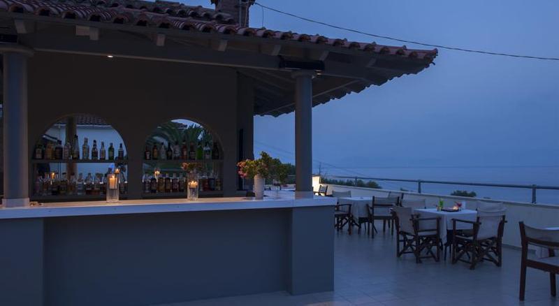אגיוס יואניס פריסטרון Corfu Village (Adults Only) מראה חיצוני תמונה